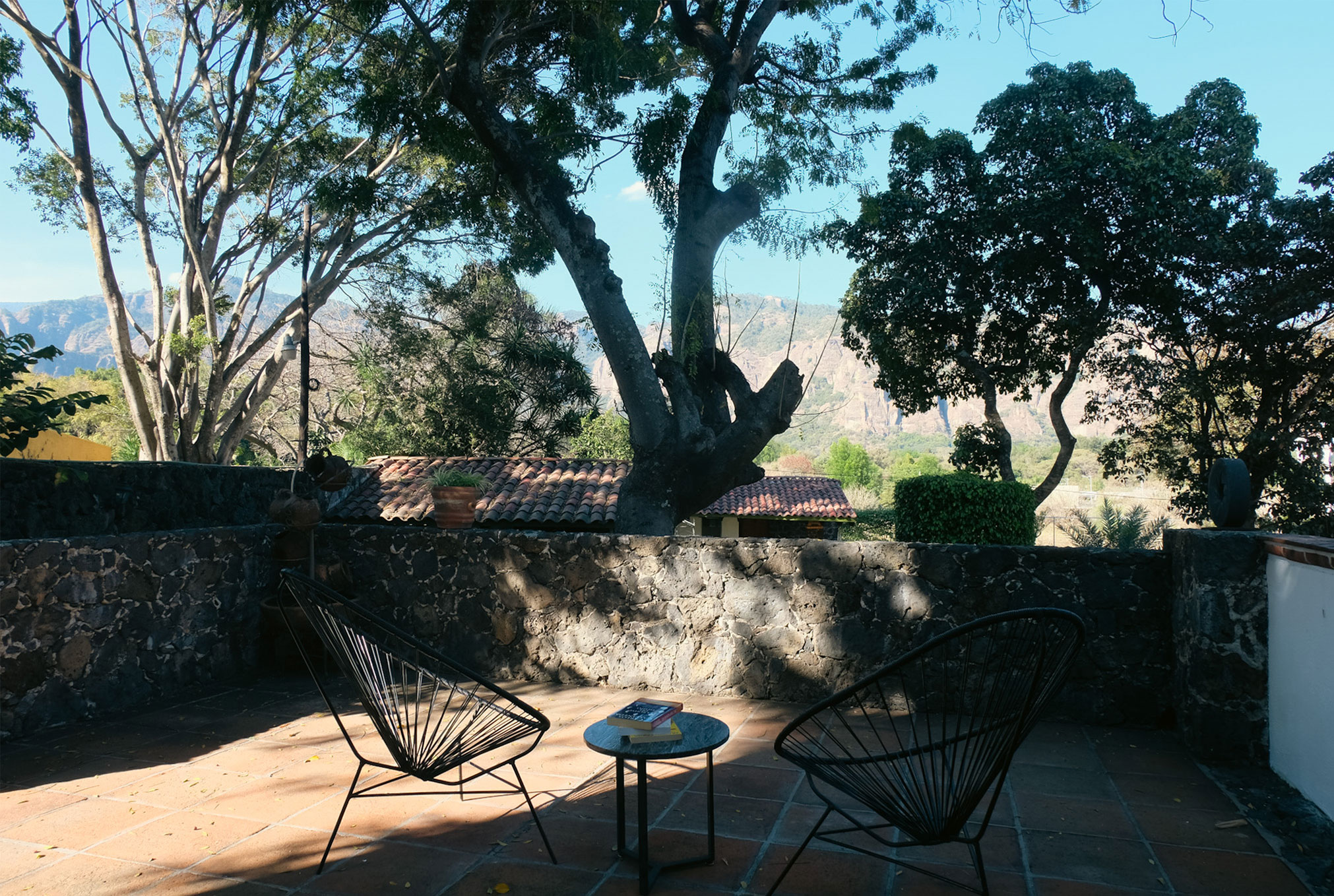 Villasmexiko-tepoztlan-hotel-villa2-exterior-terraza